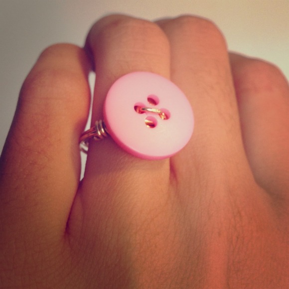 Pink Button Gold Wire Ring