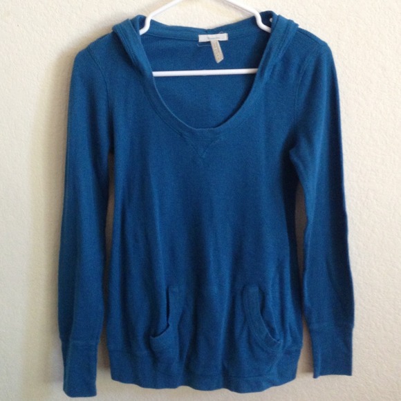 Waffle knit hooded maternity top