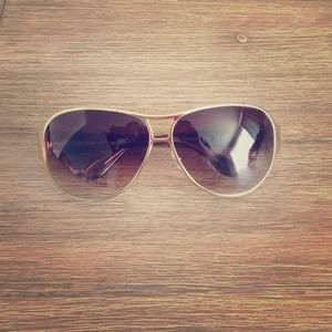 Authentic Marc by Marc Jacobs, Aviator sunglasses.