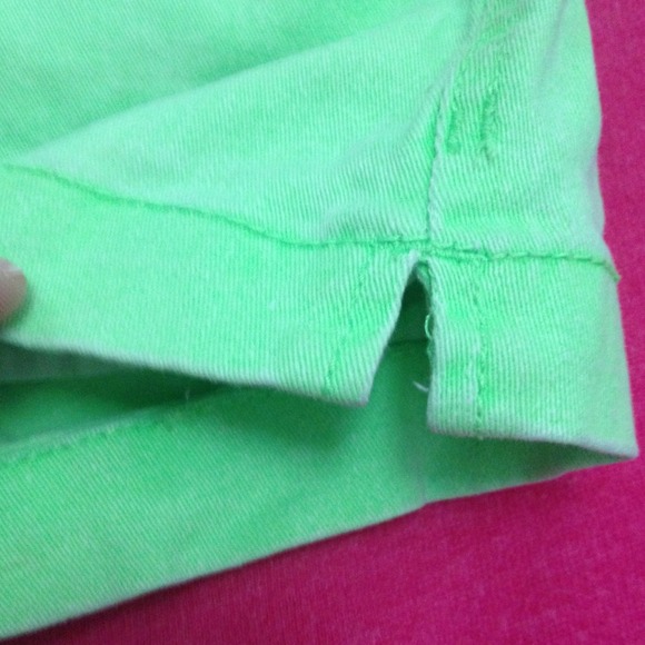 GIRLS size- 7 NEON Green shorts - Picture 2 of 4