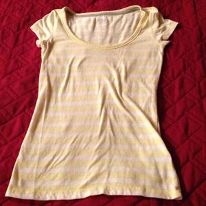 Yellow scoop neck t-shirt