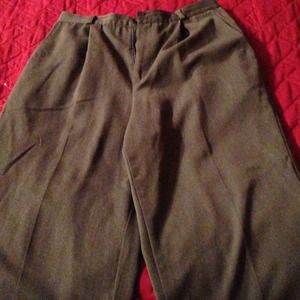 Gray lightweight dress pants. Size 16 short.