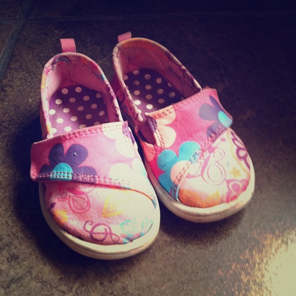 ❌SOLD❌Flowered canvas shoes like-TOMS