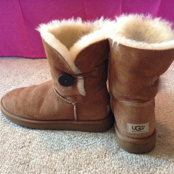 UGG Boots - Bailey Button Ugg Boots