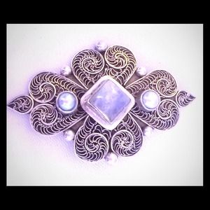 Sterling Silver Pendant with Pearl Detail