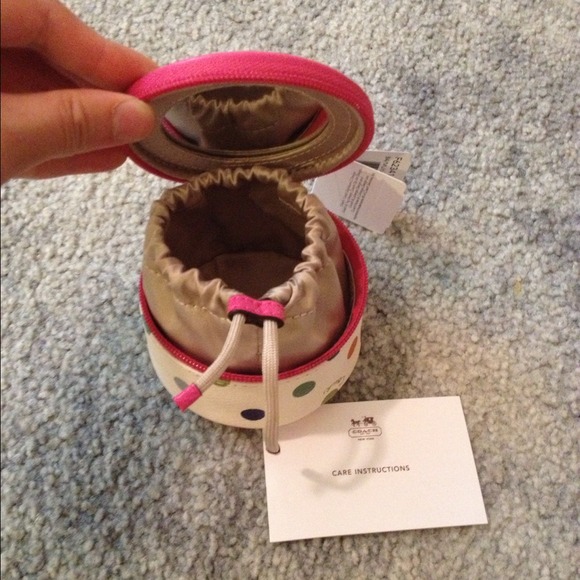 Sold Via ebay! 💗Coach Jewelry Pouch - Picture 3 of 3