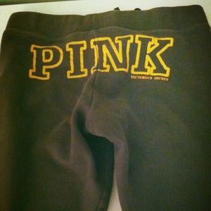 *SOLD IN BUNDLE!* VS PINK sweatpant capris