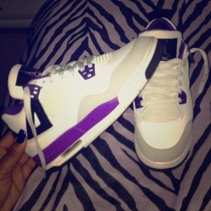 Jordan 4's