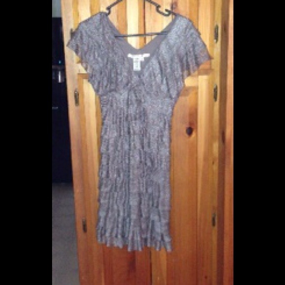 🌟Reduced Max Studio Ruffle Dress - Picture 2 of 4