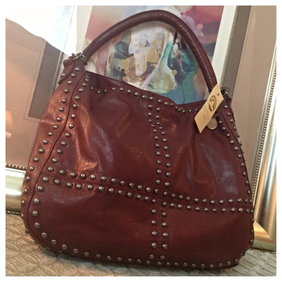 SOLD⭐SALE⭐Big Buddha Nara Stud Hobo in Burgundy