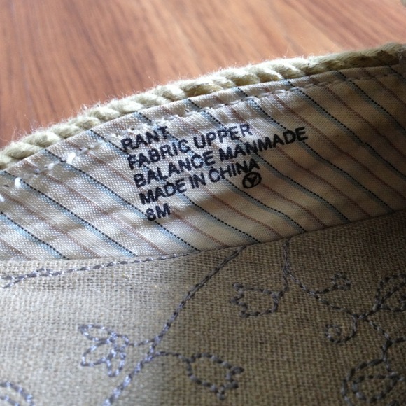 Cute Bobbie Blu clog shoe - Picture 3 of 4