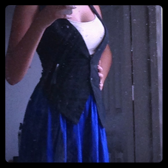 Black racer back vest