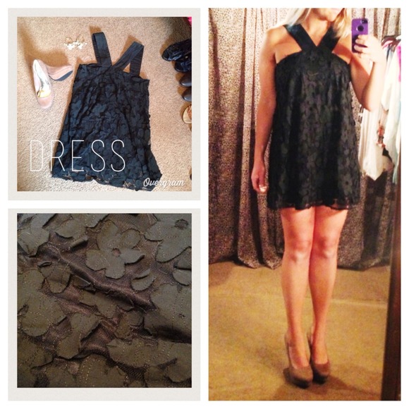 Forever 21 medium black floral lace shift dress 💋