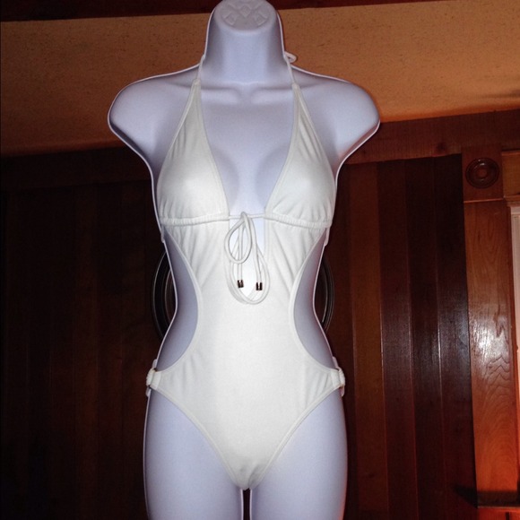 🌟NWOT VS Sexy Swimsuit