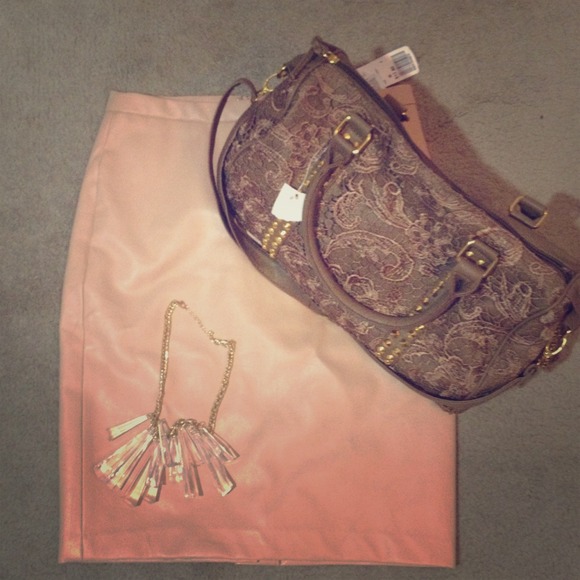 Bundle for @cynthiad13