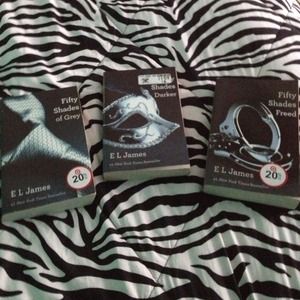 🎀Fifty Shades of Grey Series