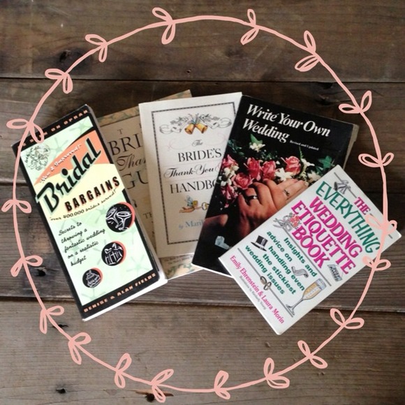 🔔 Lot of wedding books for the DIY bride 🔔