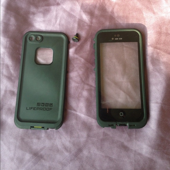 Life proof case iPhone 5