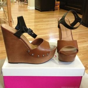 ❗️Reduced❗️Chinese Laundry ankle strap wedges