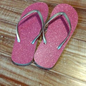 Sparkly pink and silver flip flops!