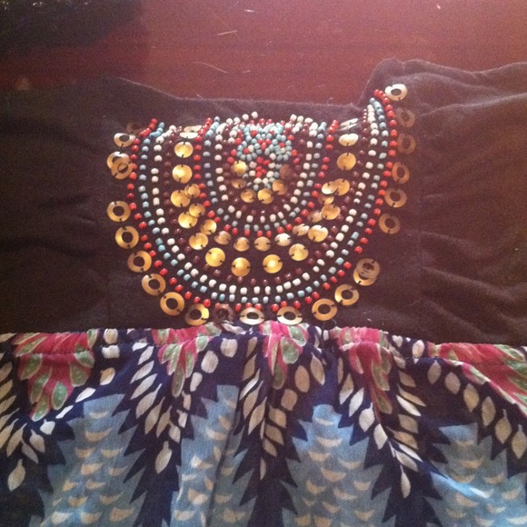 Aztec strapless top - Picture 2 of 3