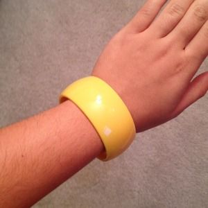 Yellow chunky bracelet