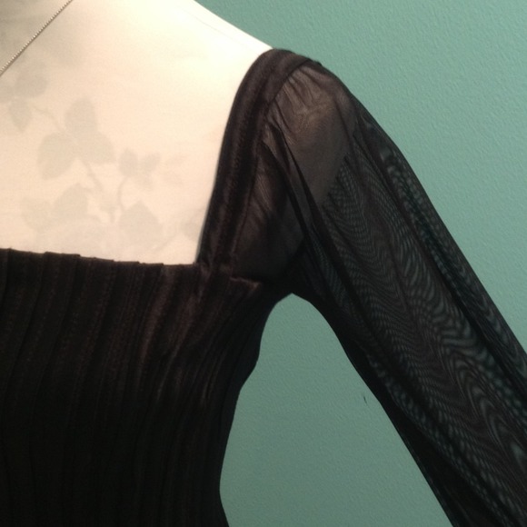 Two piece cocktail attire - Picture 2 of 4