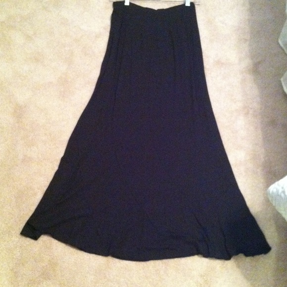 Skirt - Picture 1 of 1