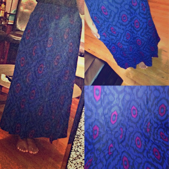 Maxi Skirt - Picture 1 of 2