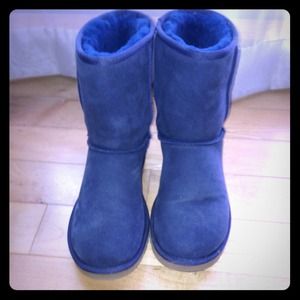 Blue short Uggs
