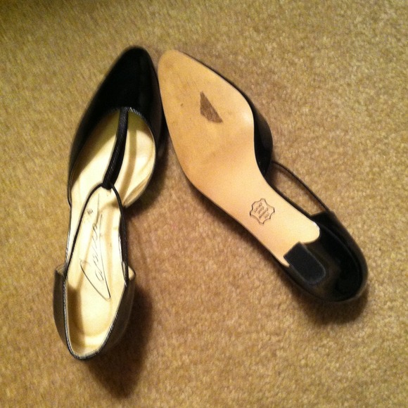 Shoes - Picture 2 of 2