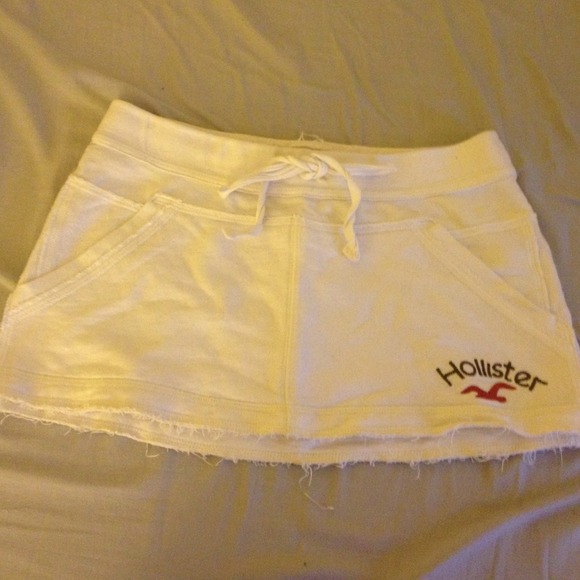White Hollister Miniskirt Size S - Picture 1 of 3