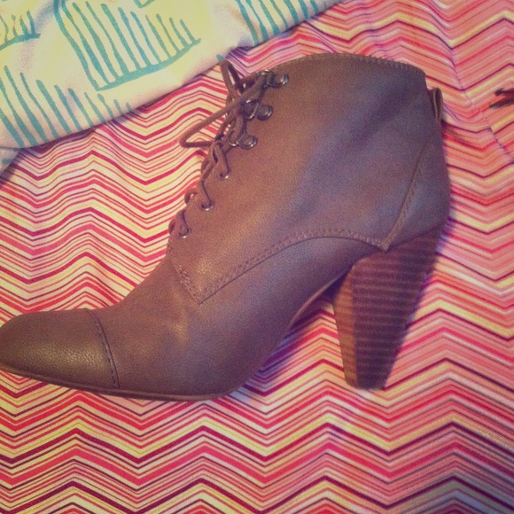 Zara lace booties