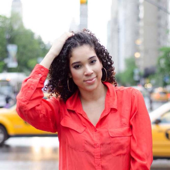 💕 Meet the seller/blogger 💖 - Picture 2 of 4