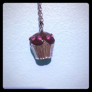 Cupcake necklace! 💕