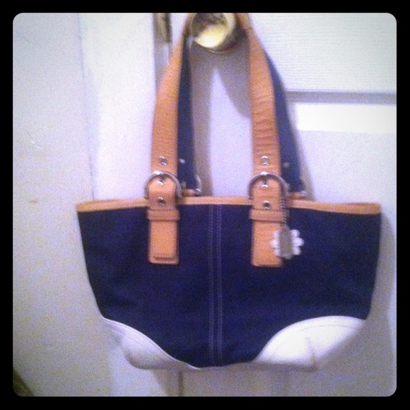 PRICE CUT✂AUTHENTIC COACH BAG Like new! 🌼 - Picture 1 of 4