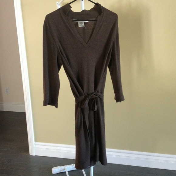 3/4 sleeve chocolate dress