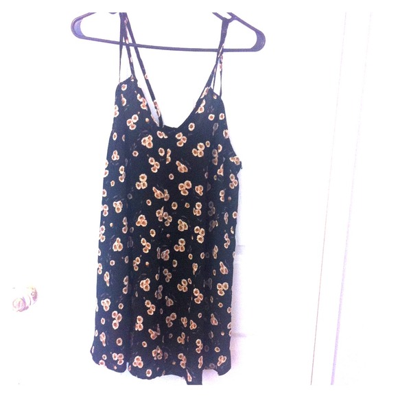 Brandy Melville Selda Dress