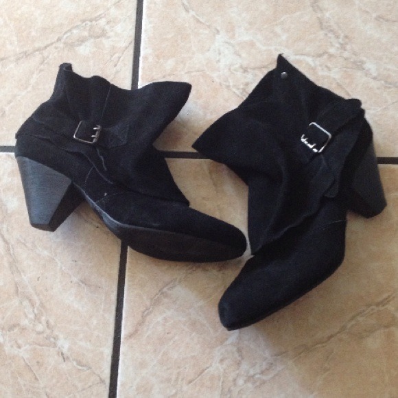 Steve Madden Black Suede Ankle Booties with Buckle