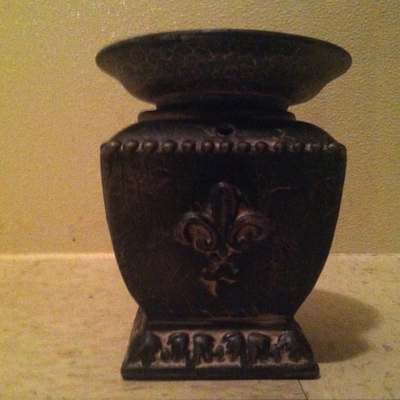 Grey, scentsy candle holder