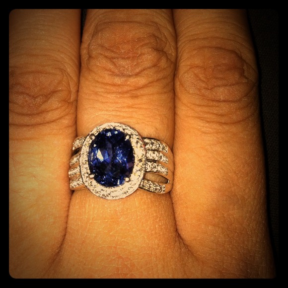 Sapphire ring.925 silver52 Small cz diamonds