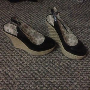 Black closed toes wedges