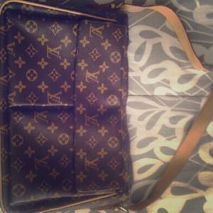 TRADE WITH CHICADIVINE