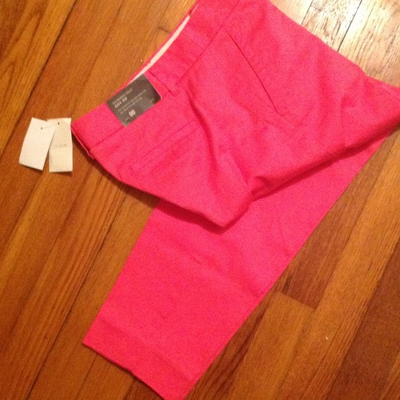 JCrew Brand new with tag bright pink cropped pant! - Picture 2 of 4