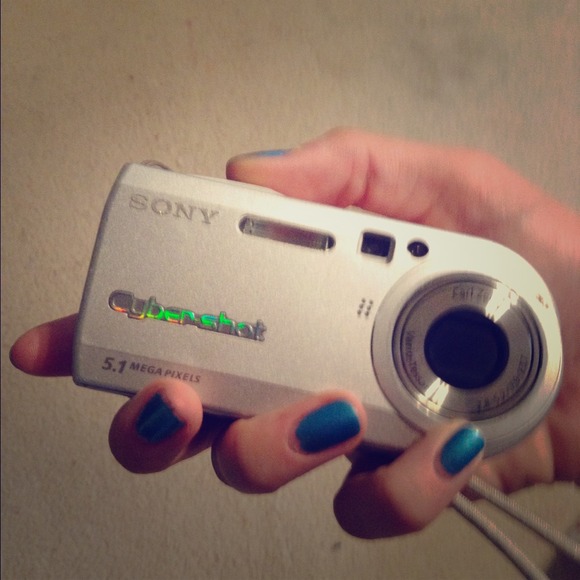 Cyber shot digital camera
