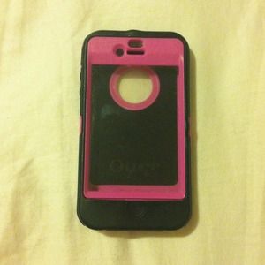iPhone 4 otter box!