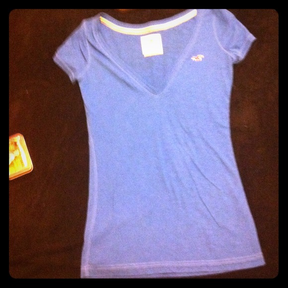 Hollister shirt