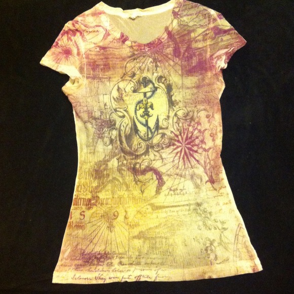 Maurice's shirt