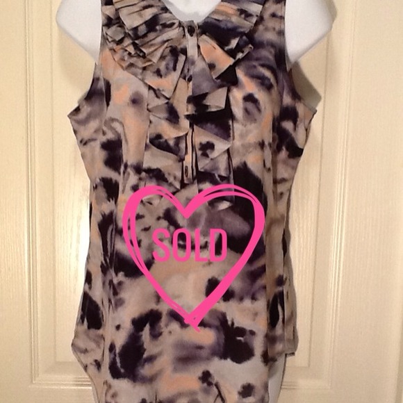 *** SOLD*** NY & Co watercolor ruffle front sleeve