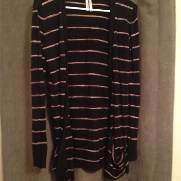 ❌❌SOLD❌❌Oneill slouchy pocket cardigan
